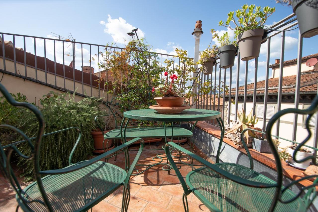 루카 Residenza Al Pavone Luxury With Terrace 아파트 외부 사진