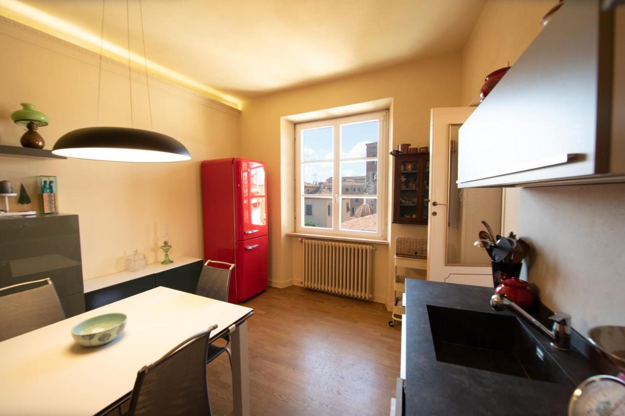 루카 Residenza Al Pavone Luxury With Terrace 아파트 외부 사진